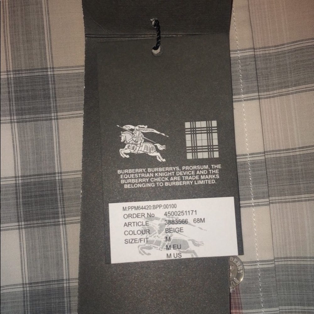BNWT Burberry Brit buttondown. Size medium